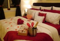 How to decorate hotel room for romantic night